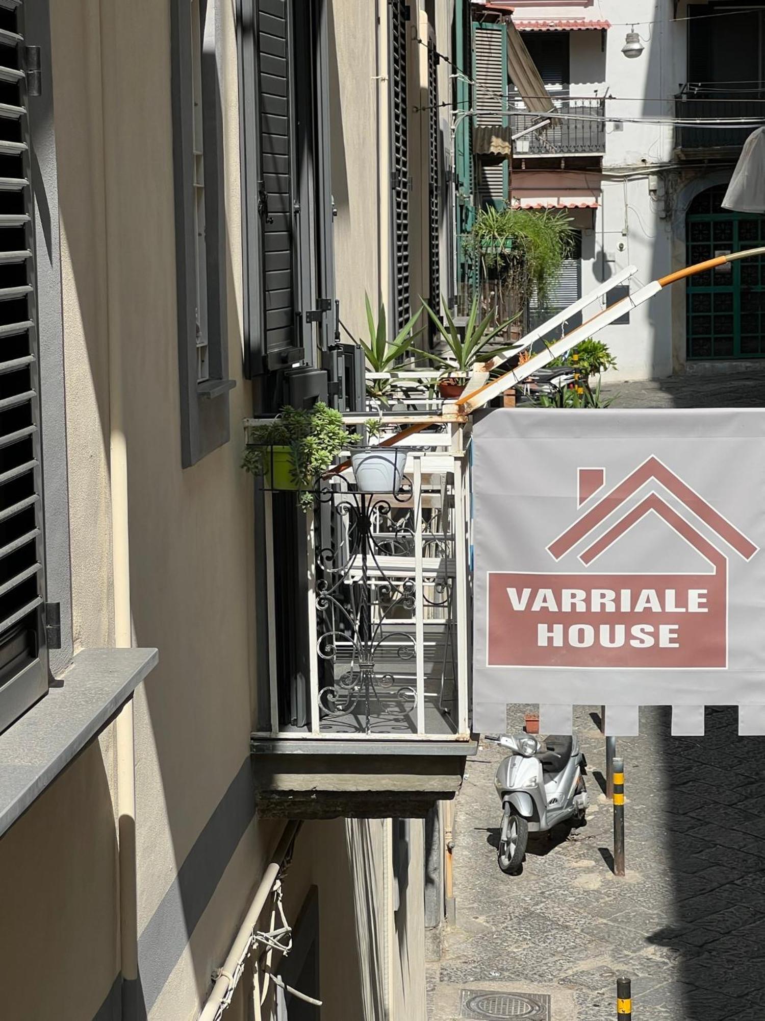 Varriale House Parking Free Small Car 나폴리 외부 사진